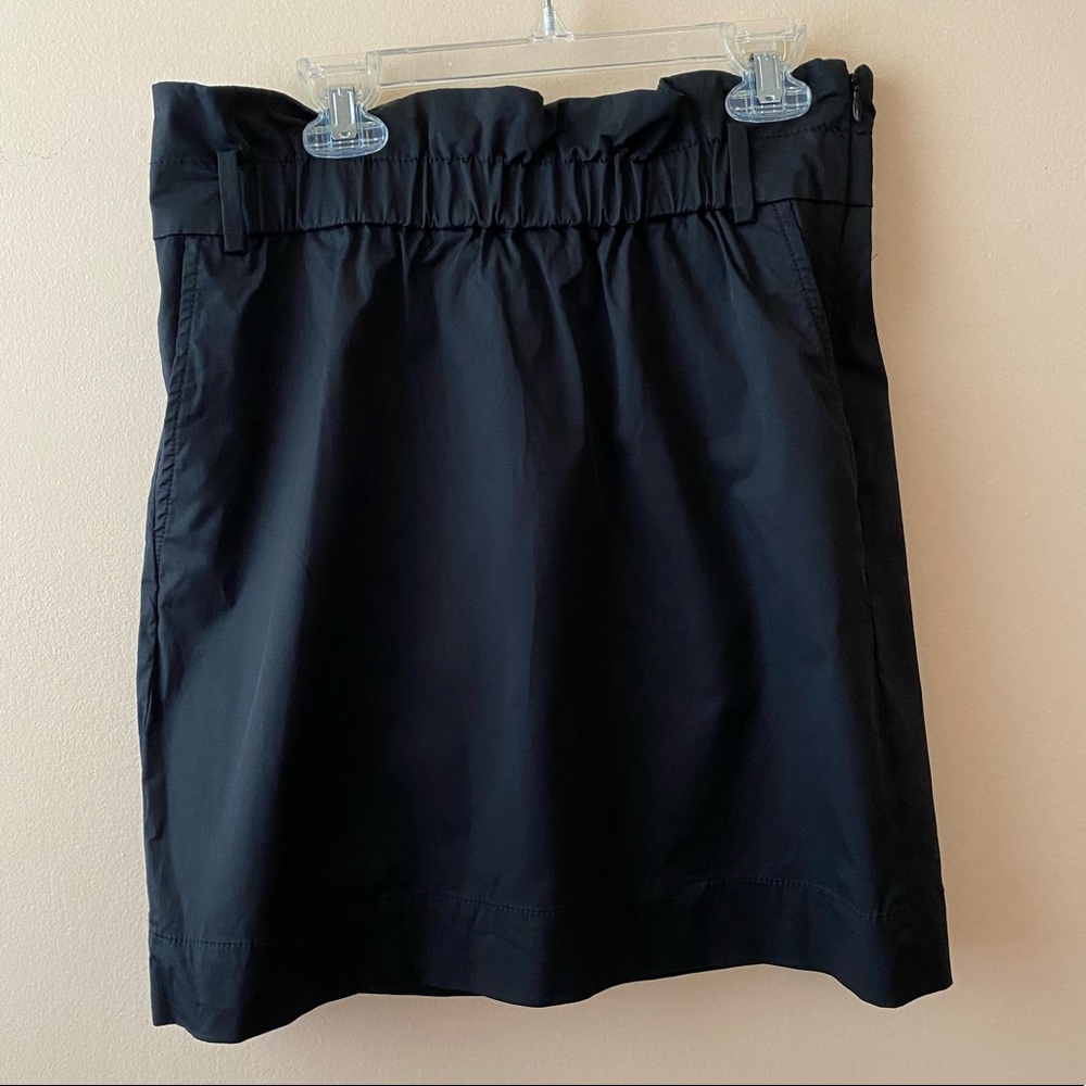 Banana Republic Pencil Skirt with Pockets! Size 2 Black